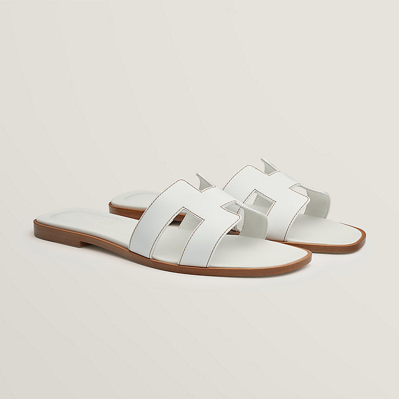 ELADÉLE HM Slides