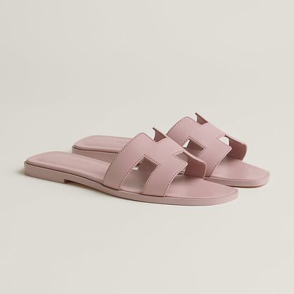ELADÉLE HM Slides